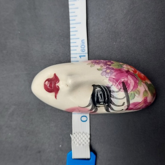 Abstract Lady Face Head Brooch Artisan Handcrafted Hand Painted - Picture 3 of 10